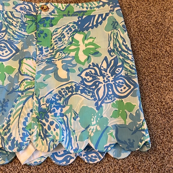 Lilly Pulitzer…Colette skort… size 8 - Picture 4 of 7